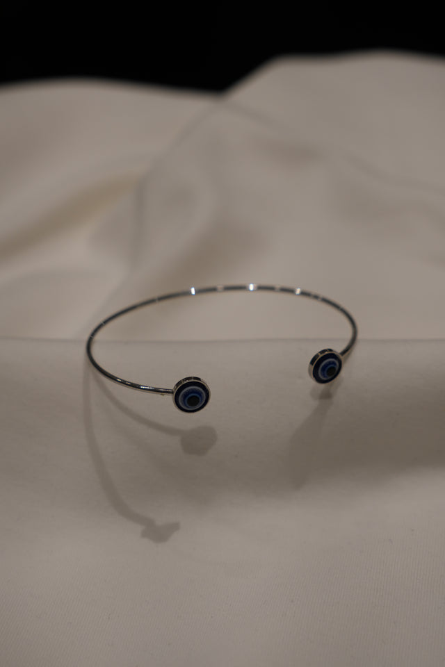 Cuff bangle